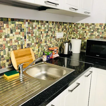 Apartment New And Modern In Villa, Near Center M36